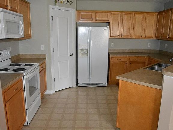 3rd image of 7358 Colleen Park Dr
