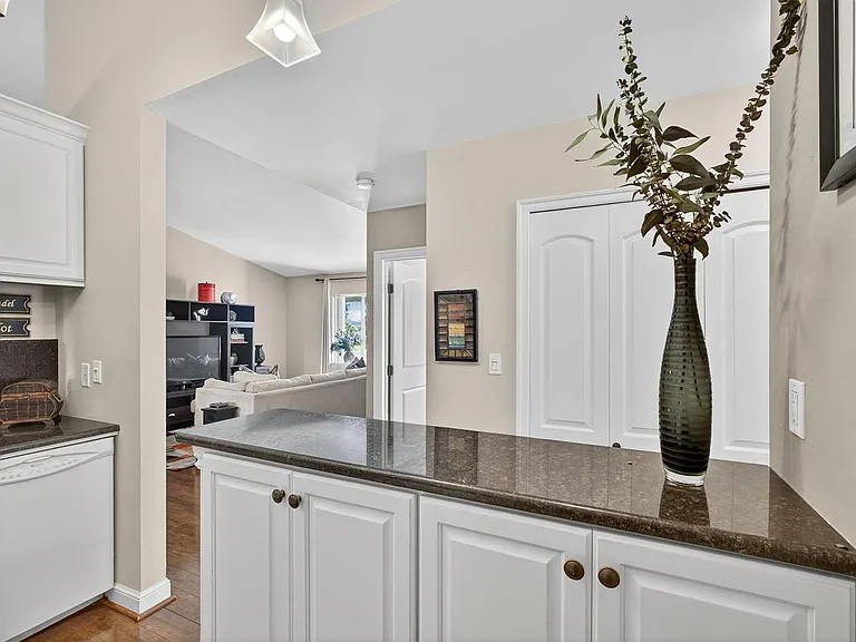 6485 Chasewood Dr #G — Photo 17
