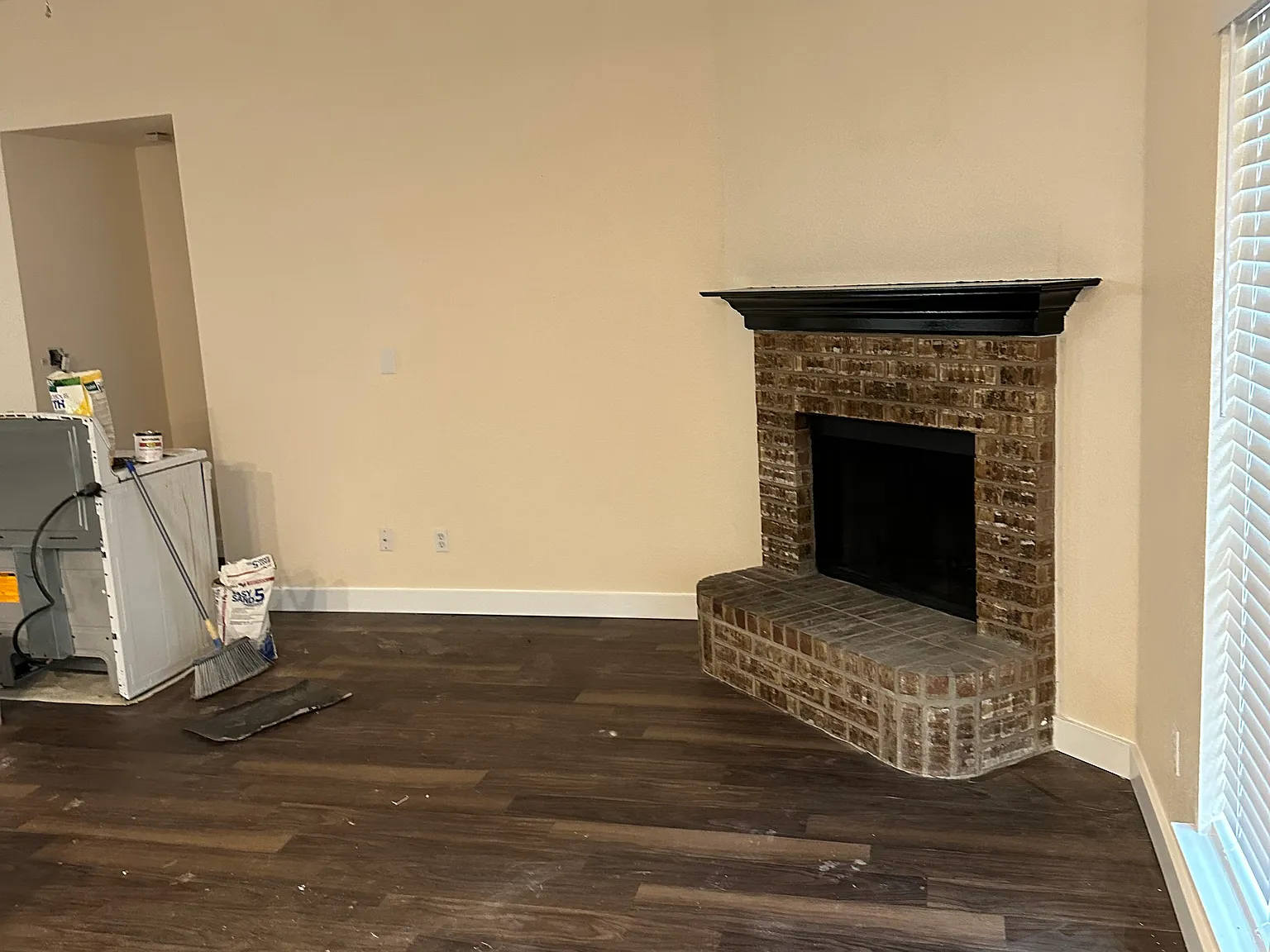 3 bed, 1650 sqft, $2,050 — Photo 2