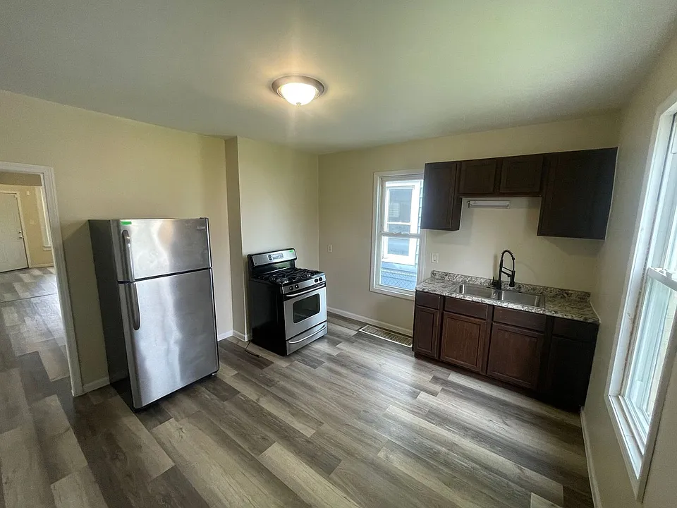 2530-2530a N 28th St. (Duplex)(Ace Property)