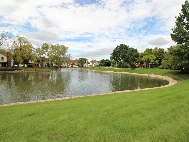 111 S Baybrook Dr #112 — Photo 17