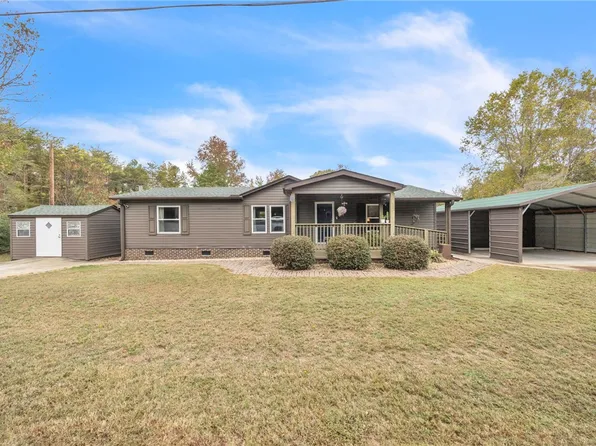 2102 Mullinax Dr, Anderson, SC 29625