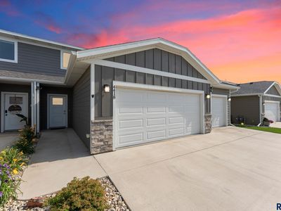 4418 E Whisper Ridge Pl, Sioux Falls, SD, 57108