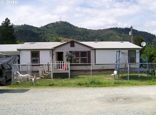 154 Klimback St, Myrtle Creek, OR 97457
