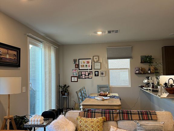 4th image of 9778 W Meranto Ave