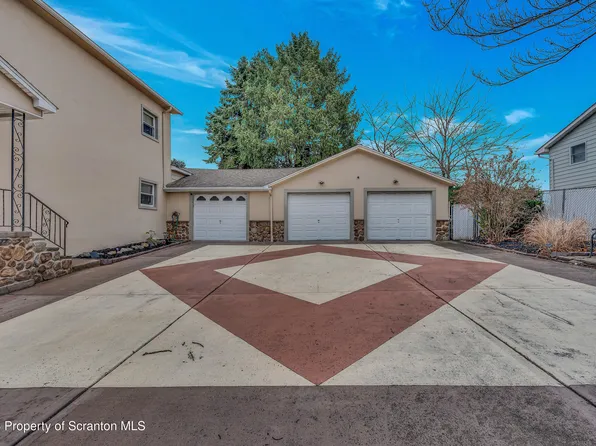 319 4th Ave, Scranton, PA 18505