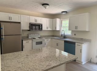 208 Highland Park Dr #210, Athens, GA 30605