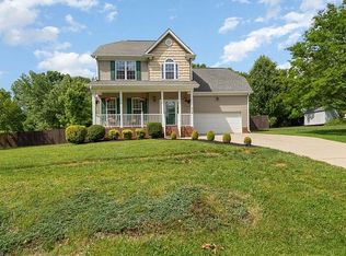 114 Riverton Dr, Statesville, NC 28625
