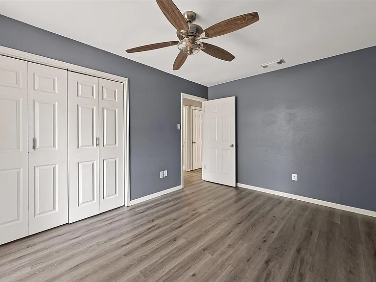 24006 Lone Elm Dr — Photo 12