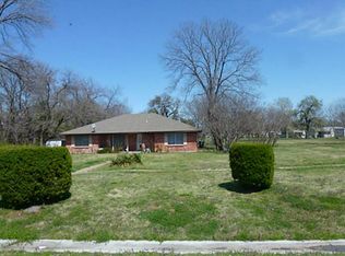 513 Kaufman St, Forney, TX 75126