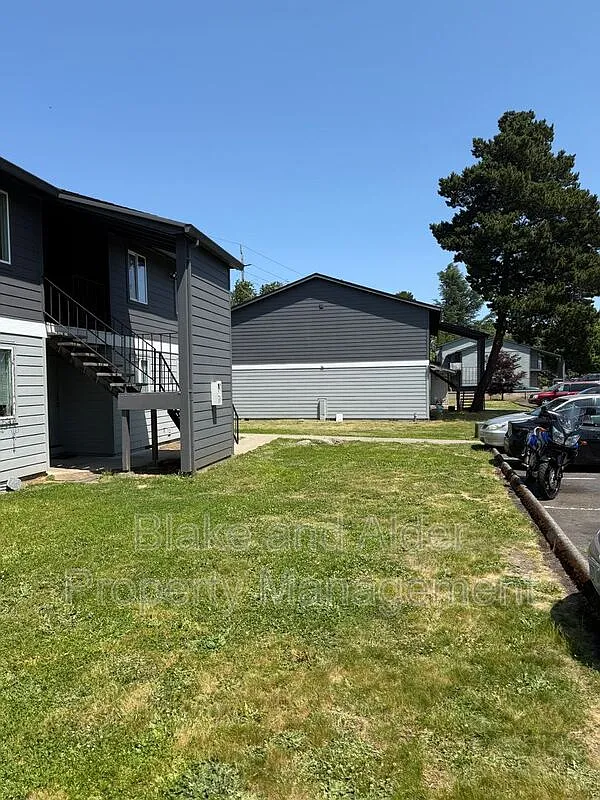 1 bed, 1.0 bath, 600 sqft, $1,195 — Photo 1