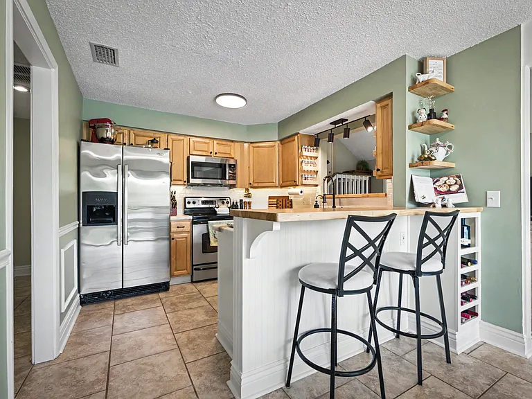 4487 Carolyn Cove Ln S — Photo 21