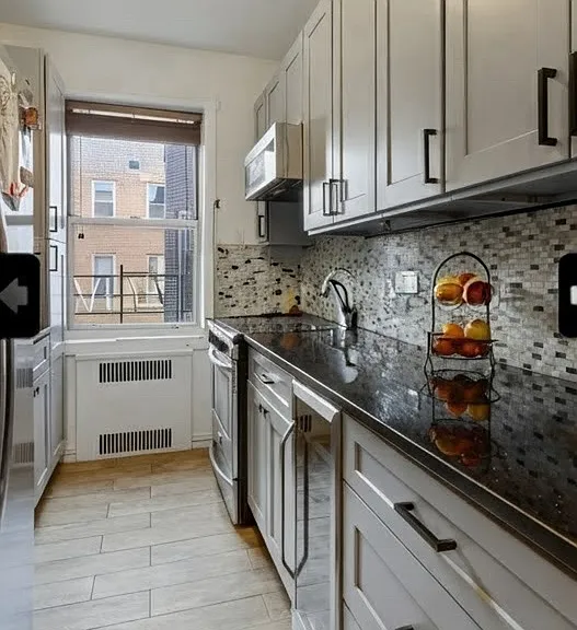 79-01 35th Ave #5H — Photo 1
