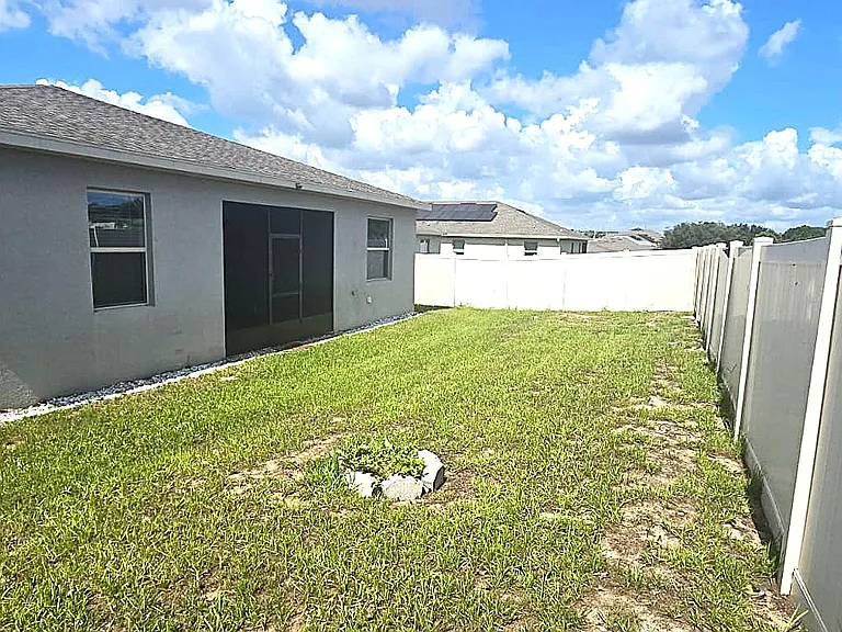 212 Bergamot Loop — Photo 18