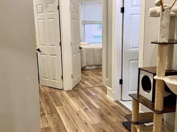 48 Saxton St Floor 2, Dorchester, MA 02125
