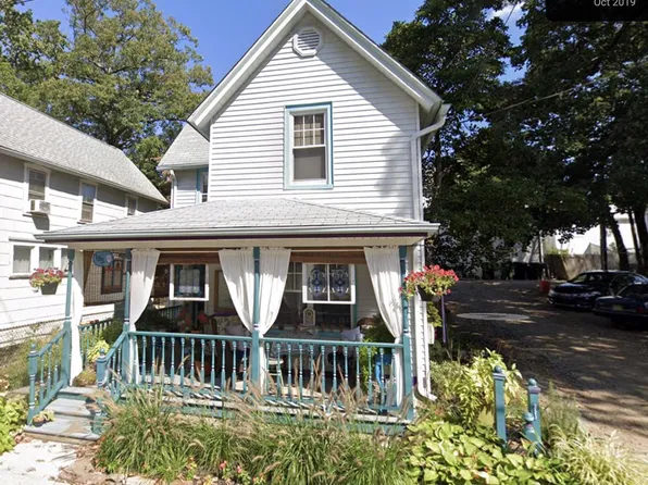 195 East Ave, Pitman, NJ 08071