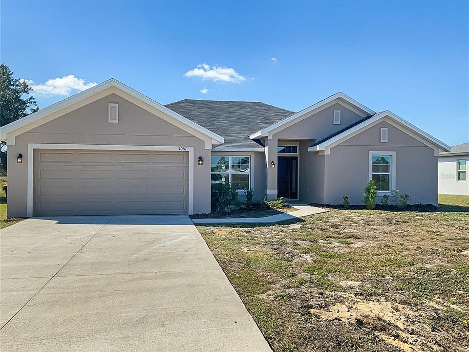 1st image of 1051 DESMOINES LANE