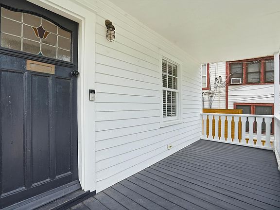 5th image of 76 Oneida St