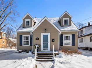 637 Appleton St, Menasha, WI 54952