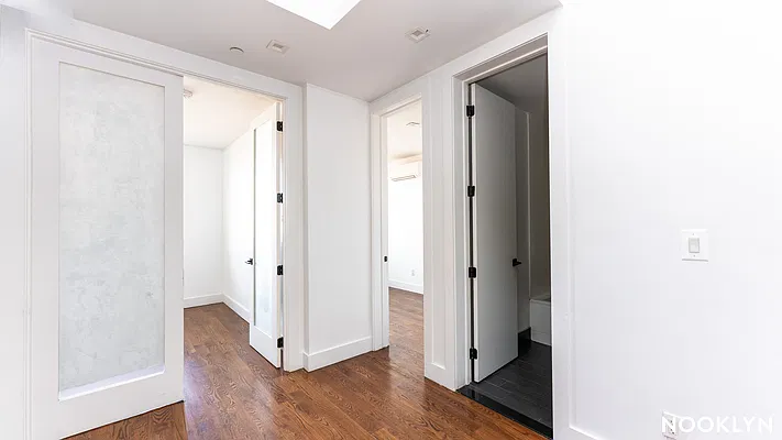 Rented by Nooklyn NYC LLC | media 4