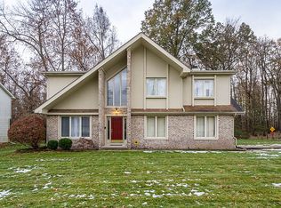 1405 Winding Way, Temperance, MI 48182
