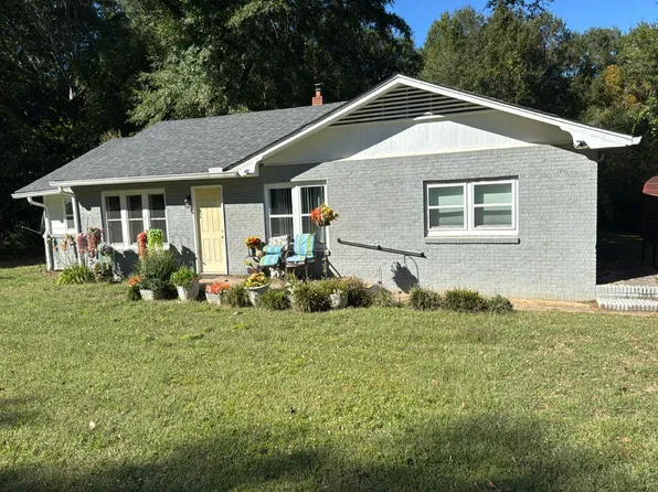 145 Harris Henrietta Rd, Forest City, NC 28043