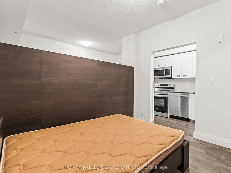 652 Princess St #237 — Photo 17