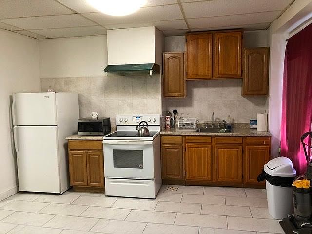 1st image of 1115 Walnut St Floor 3