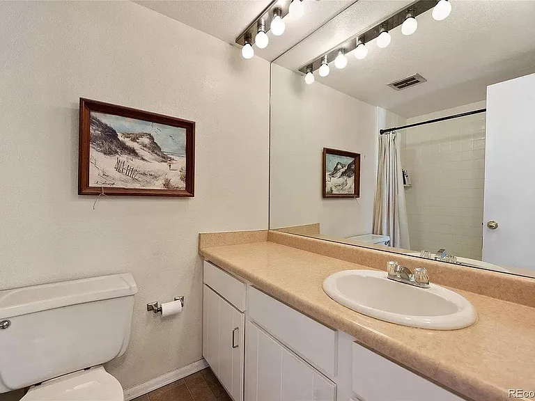 1888 S Jackson St #401 — Photo 10