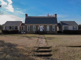 335 College St, Ailey, GA 30410