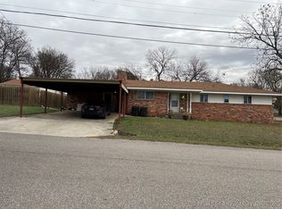 901 E 6th St, Sulphur, OK 73086