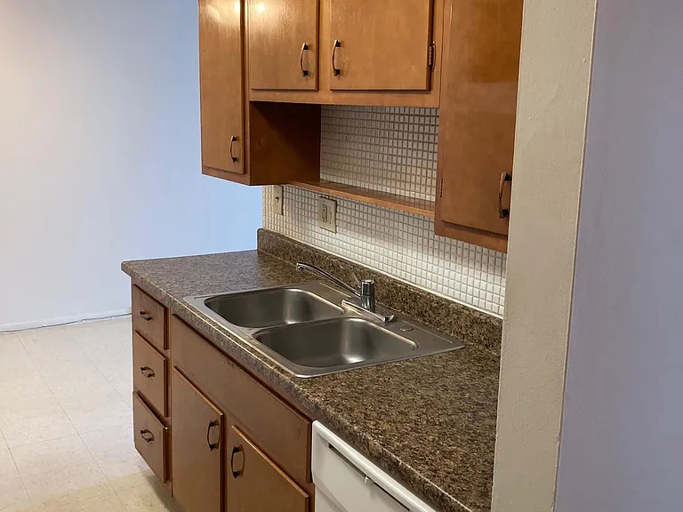 1821 Lee Rd #103 — Photo 10
