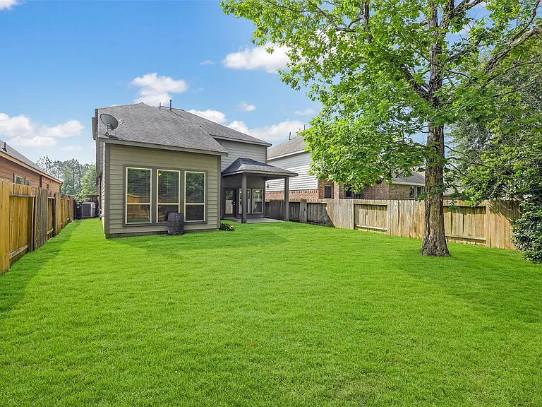 218 Kinnerly Peak Pl — Photo 32