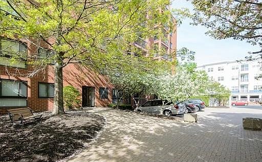 Courtyard Entry