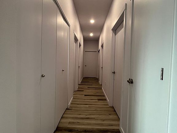 4th image of 5500 NE 34th St #D227fb52f