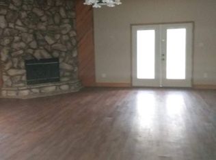 584 Entrekin Rd, Lumberton, MS 39455