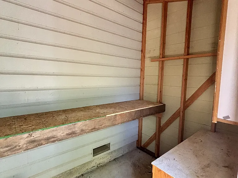 11413 Lower Colfax Rd — Photo 34