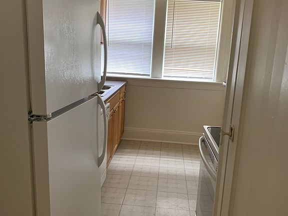 5th image of 12471 Cedar Rd #101