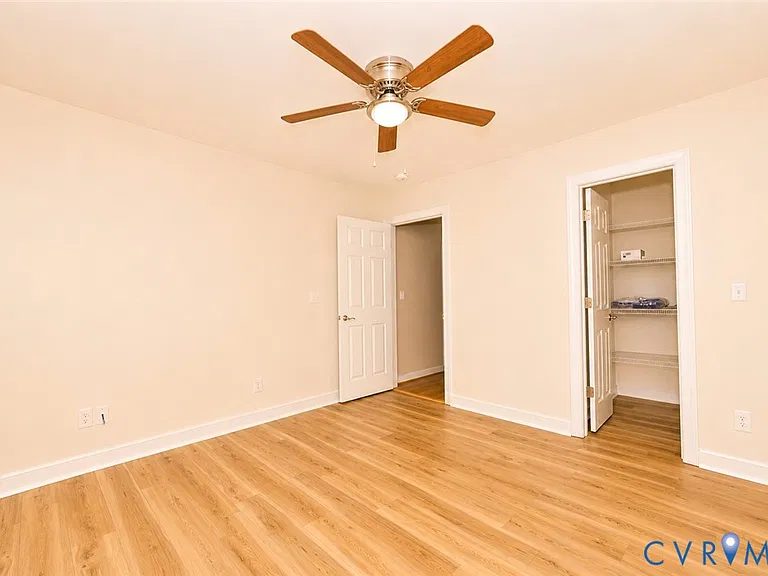 11320 Sadler Oaks Dr — Photo 64