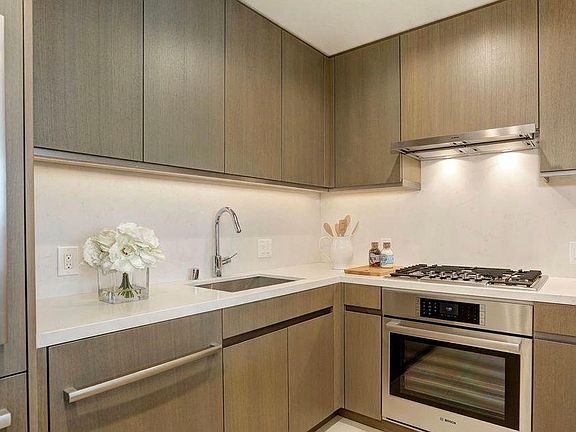 3rd image of 889 Francisco St Unit 2101