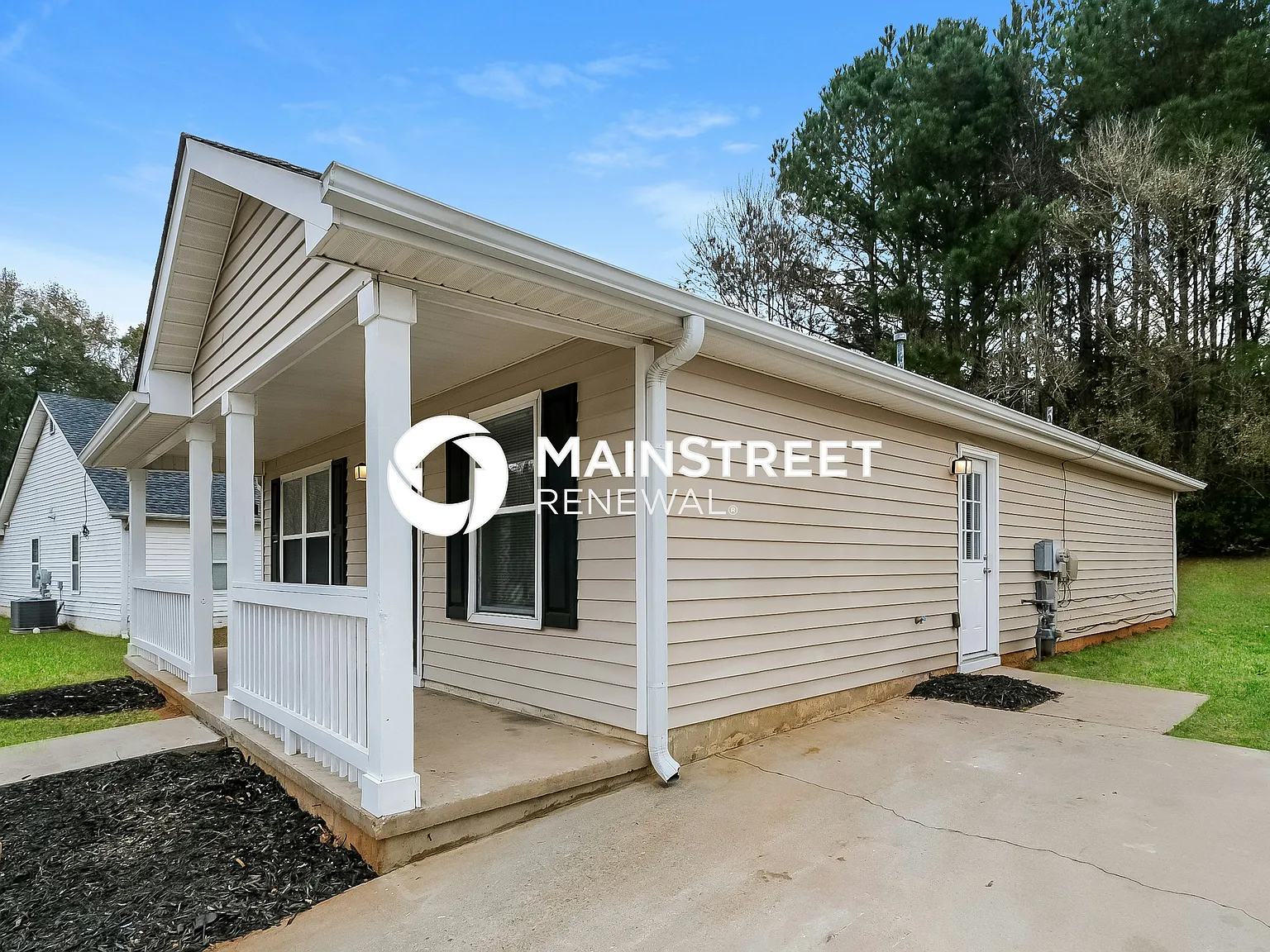 838 Tramore Dr — Photo 2