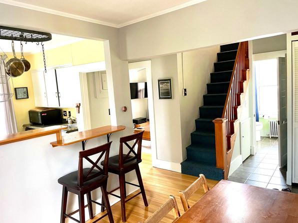 121 Lafountain St #B