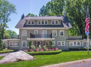 80 Laurel Hill Rd, Mountain Lakes, NJ 07046