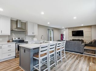 387 E 400th Rd, Fair Play, MO 65649