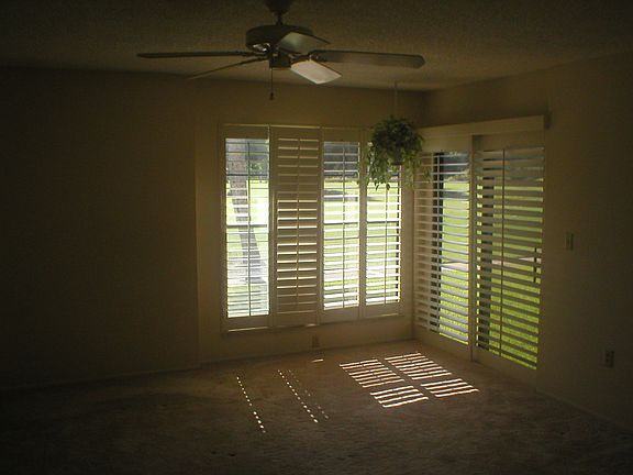 5th image of 2837 Autumn Green Dr