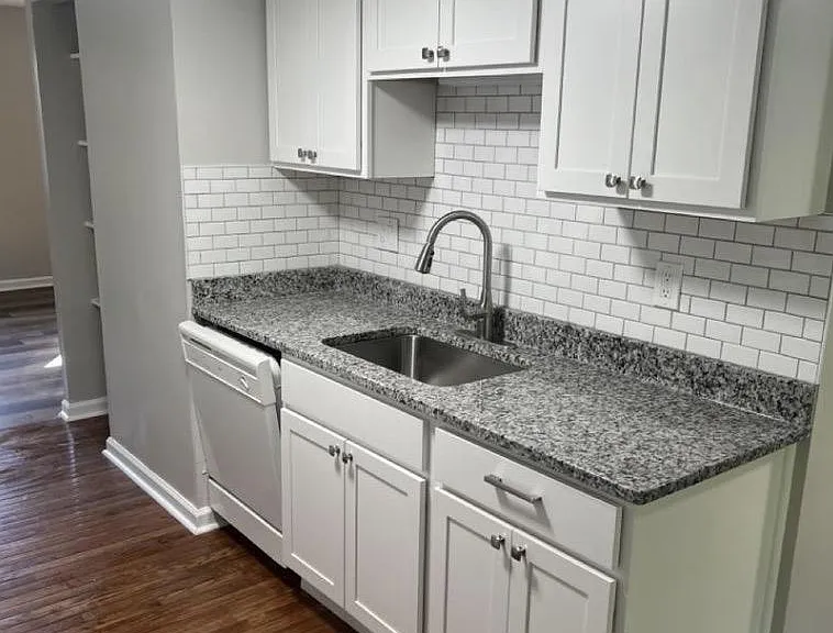 5748 Yellowrose Ct — Photo 3