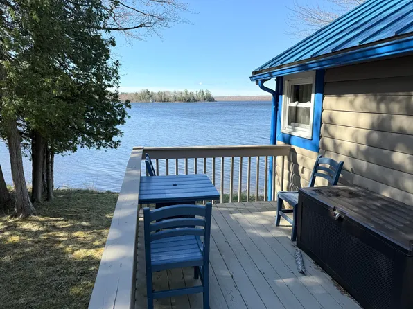 114 Smith Road, Hudson, ME 04449