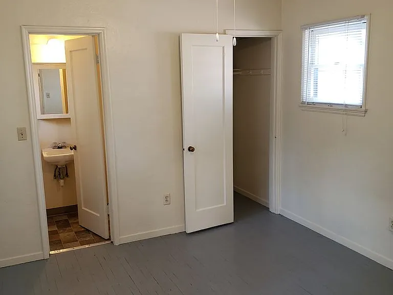 2291 Santa Clara Ave — Photo 12