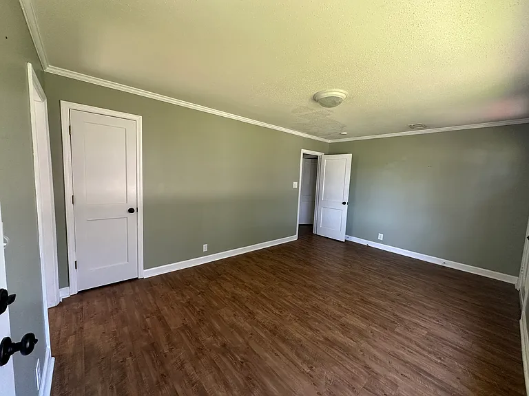 25 Carmel Dr — Photo 40