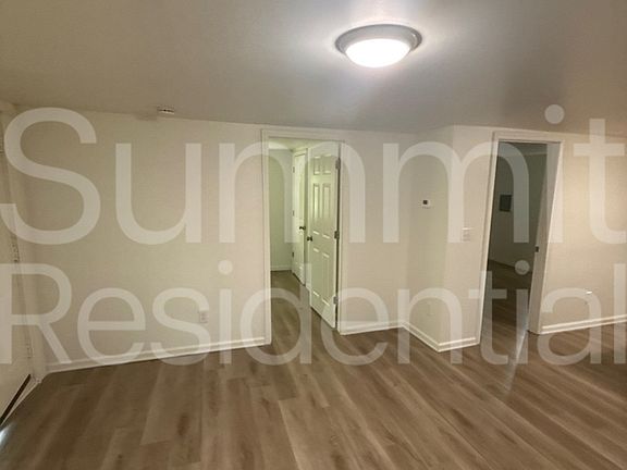 4th image of 604 Betty St